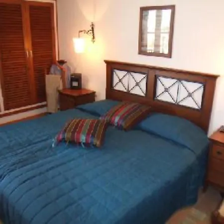 Corinna Apartment *